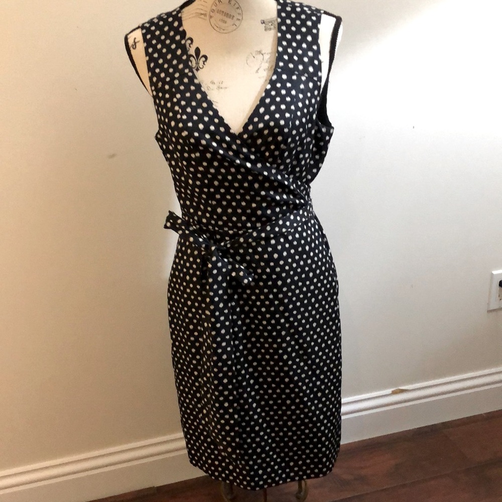 Sz10 Banana republic navy and white polka dot wrap dress